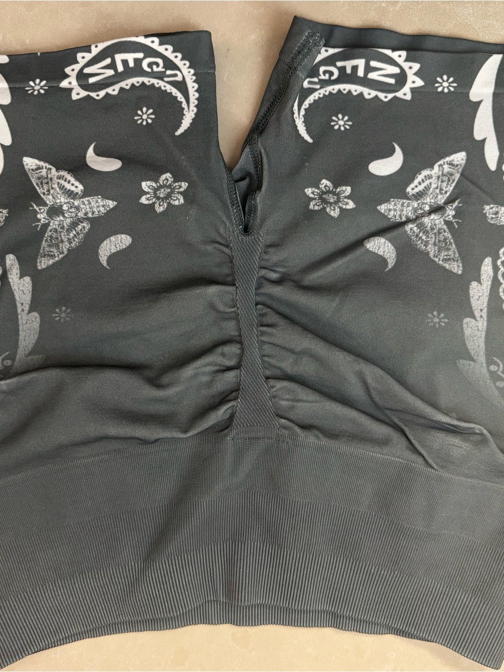 Darc Sport She Black Bandana-Print Crop Top - Picture 2 of 3